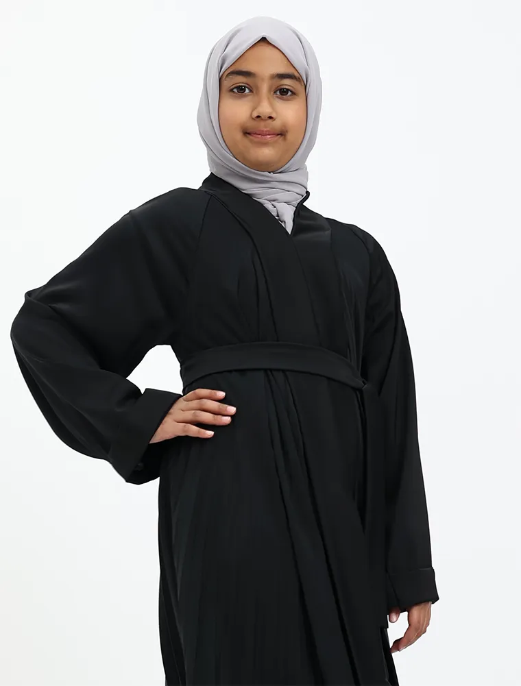 Girls Black Pleated Silhouette Abaya